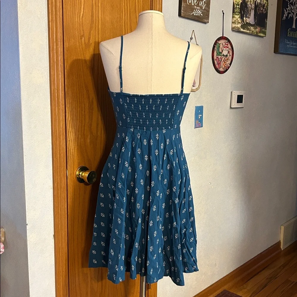 Old Navy Blue Sundress - Size Medium - Picture 3 of 8